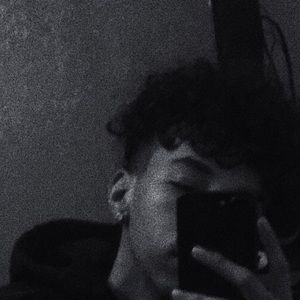 Meet your Posher, Elijah